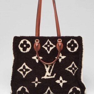 Louis Vuitton Limited Edition Monogram Fleece Teddy Onthego GM Tote Bag